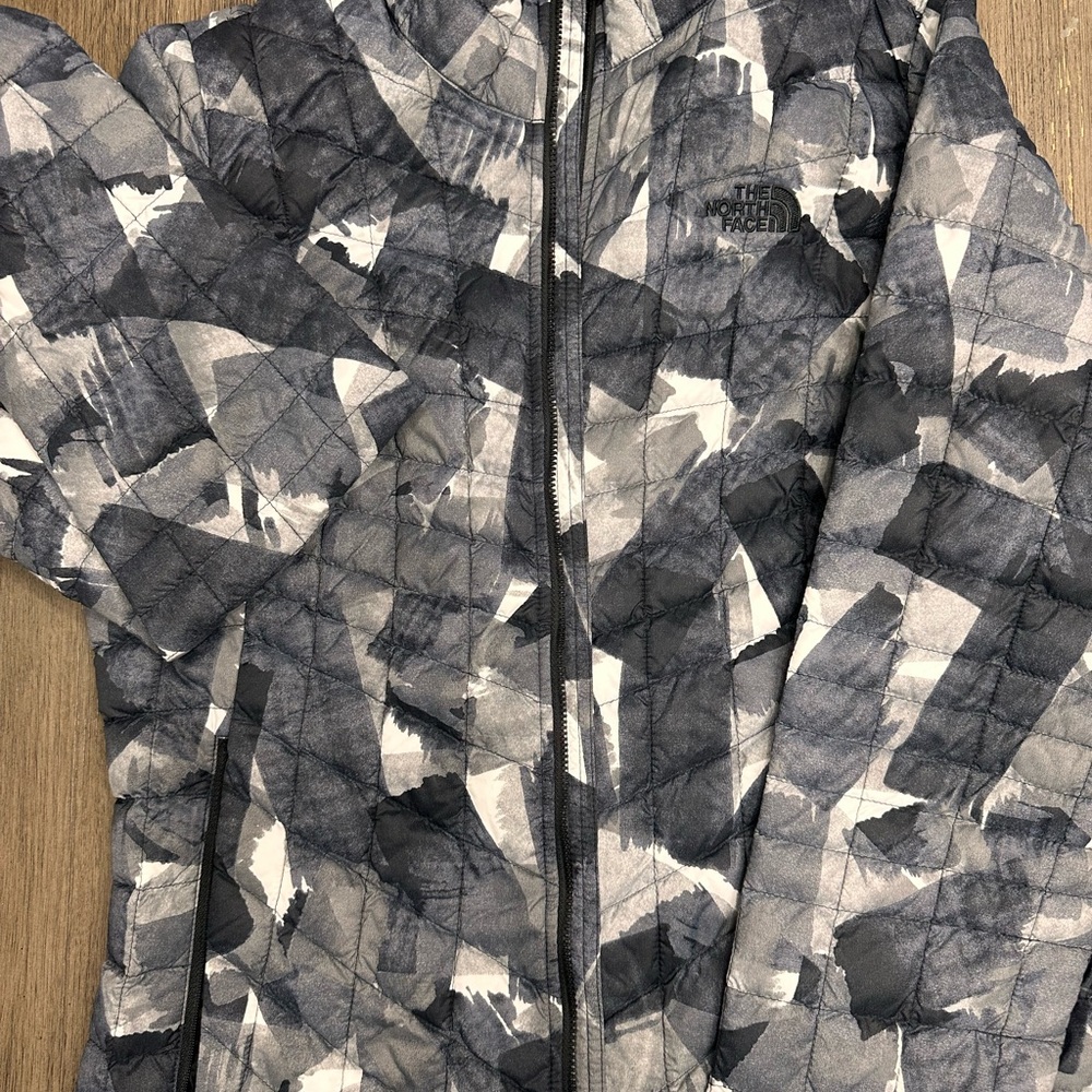 The North Face Women's Thermoball Insulated Jacket Winter Coat SZ M EUC